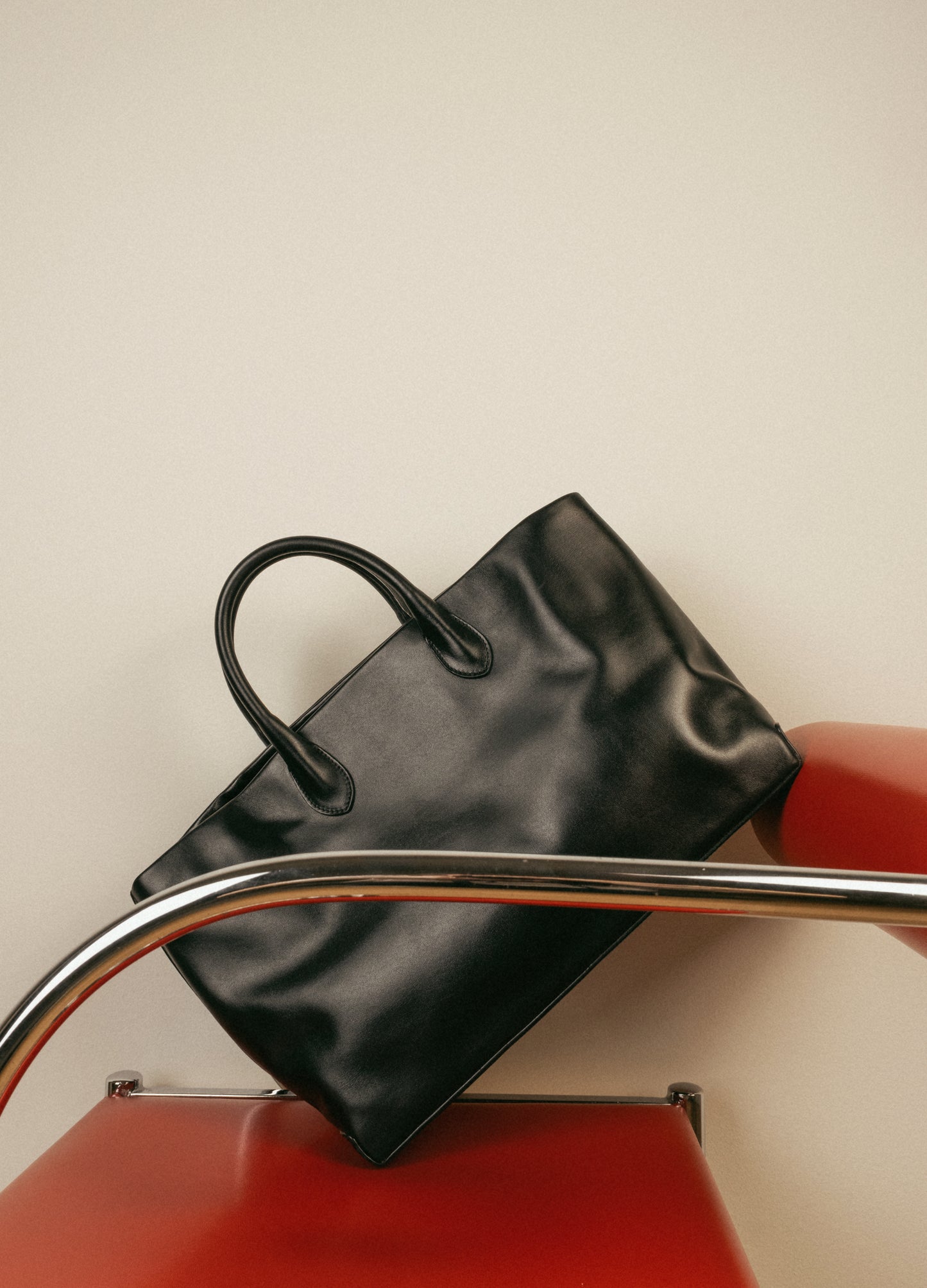 Lola Tote Leather Black