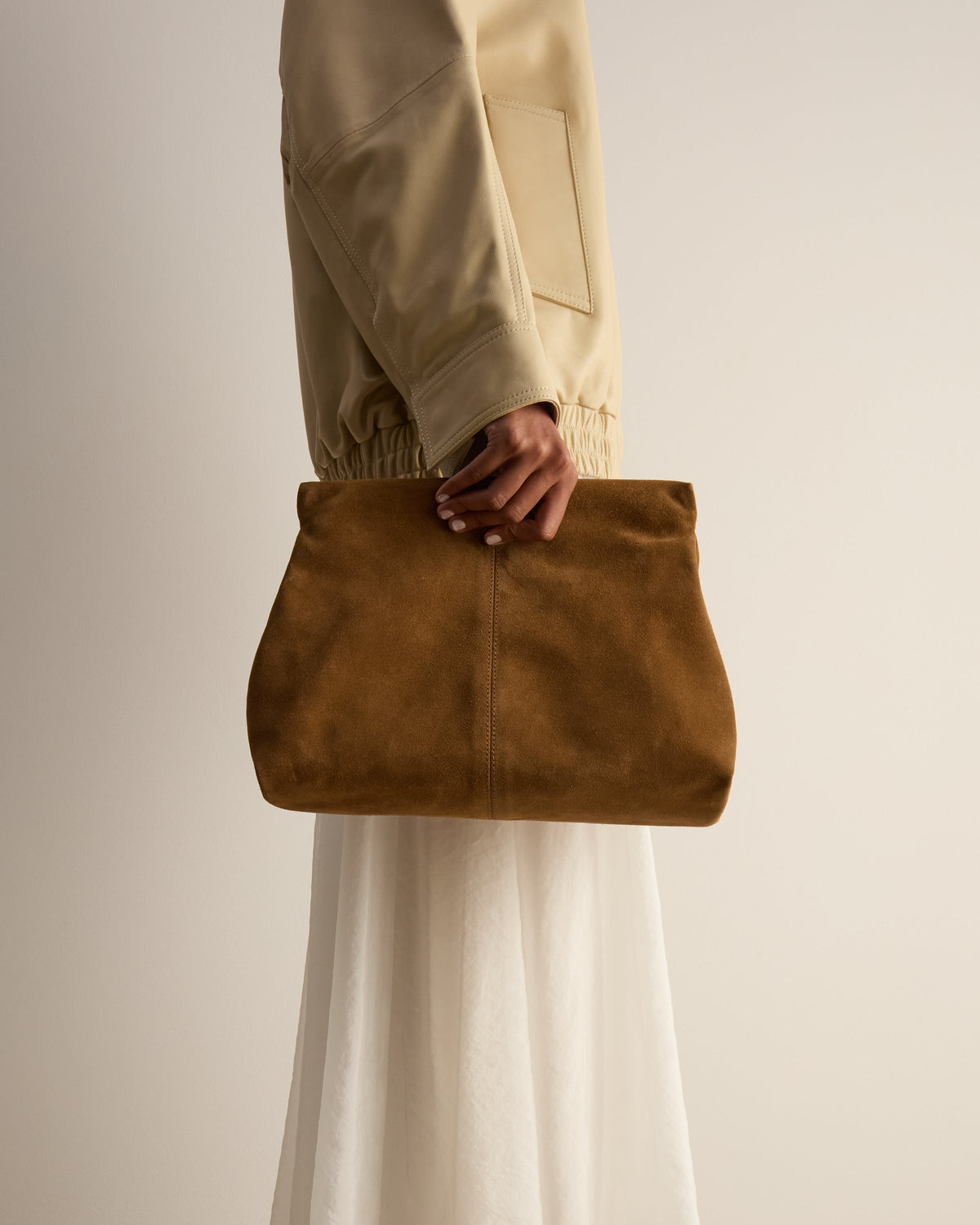 Clay Clutch Suede Wet Sand