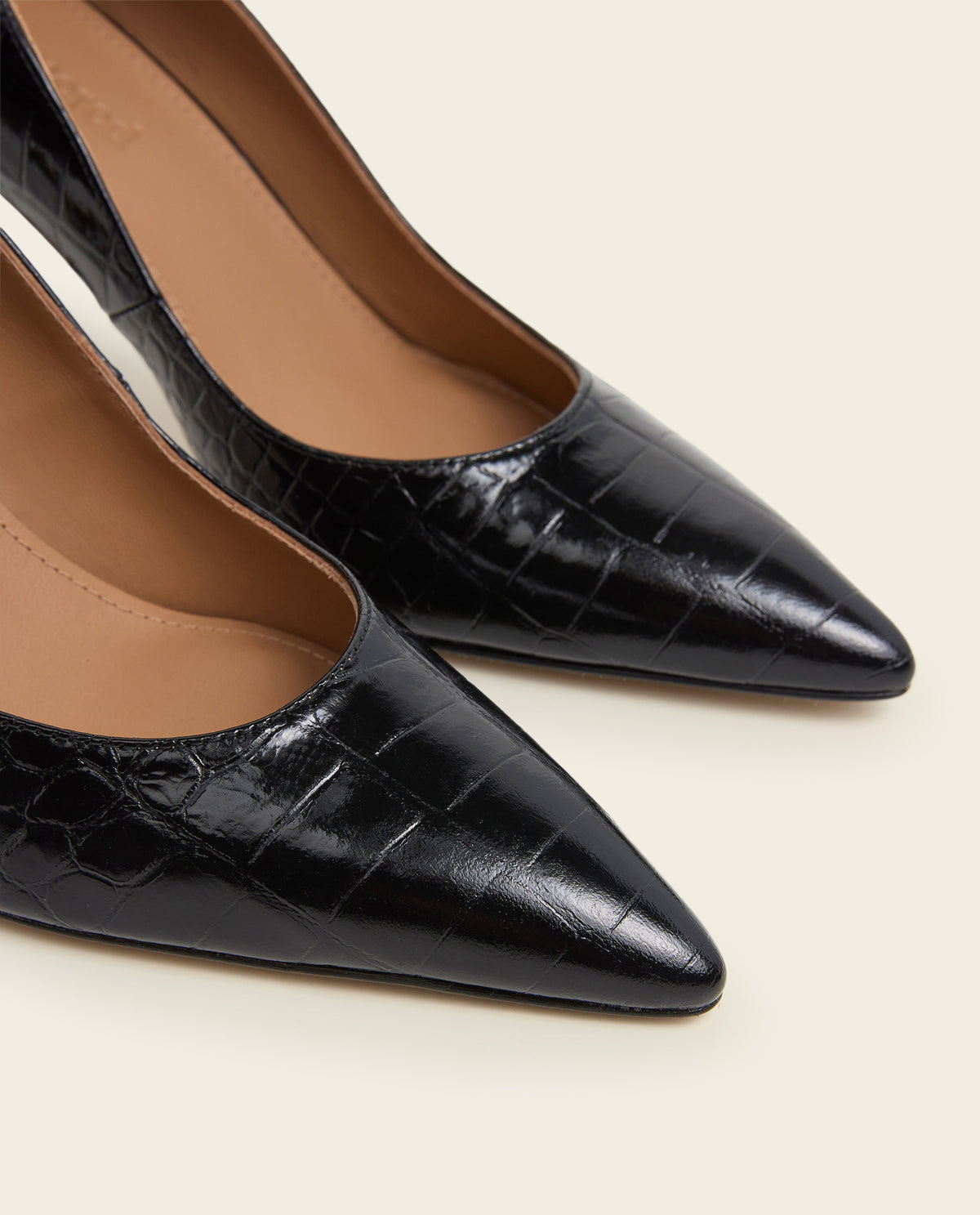 Leonie Croco Leather Black