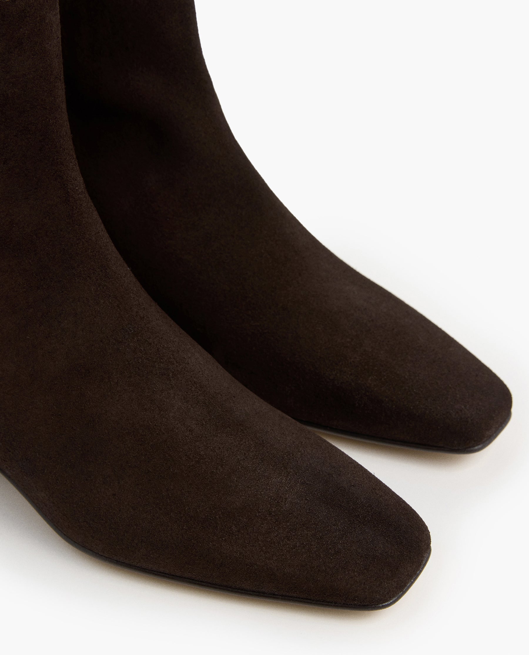 Rami Suede Chocolate