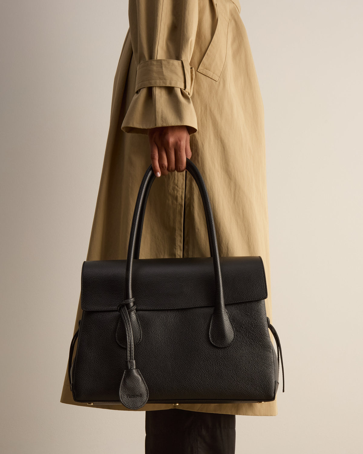 Lydia Tote Bag Grained Leather Black